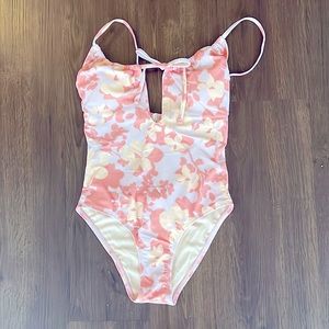 Cupshe One - Piece Bathing Suit